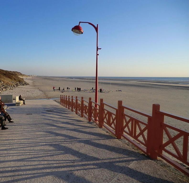Camping De La Falaise A Equihen Plage Esterno foto