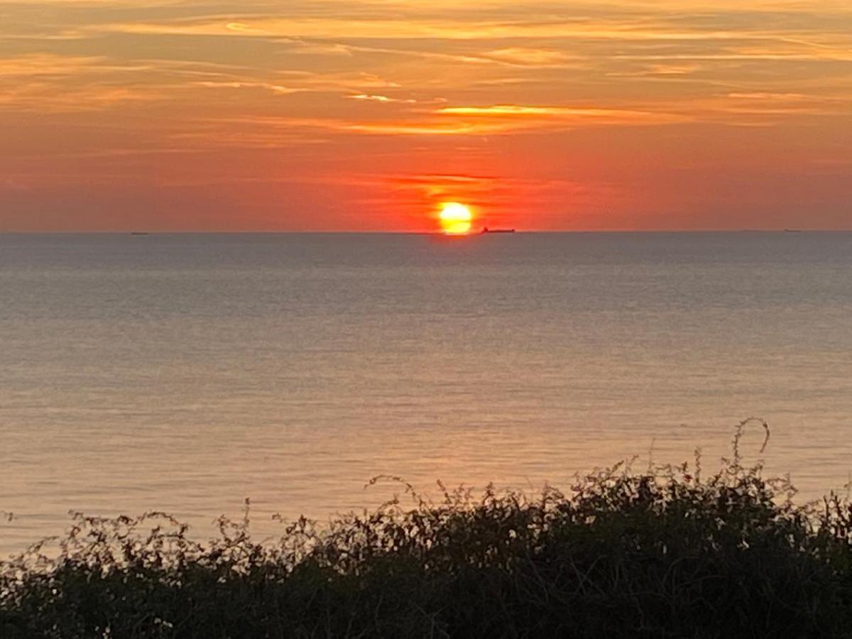 Camping De La Falaise A Equihen Plage Esterno foto