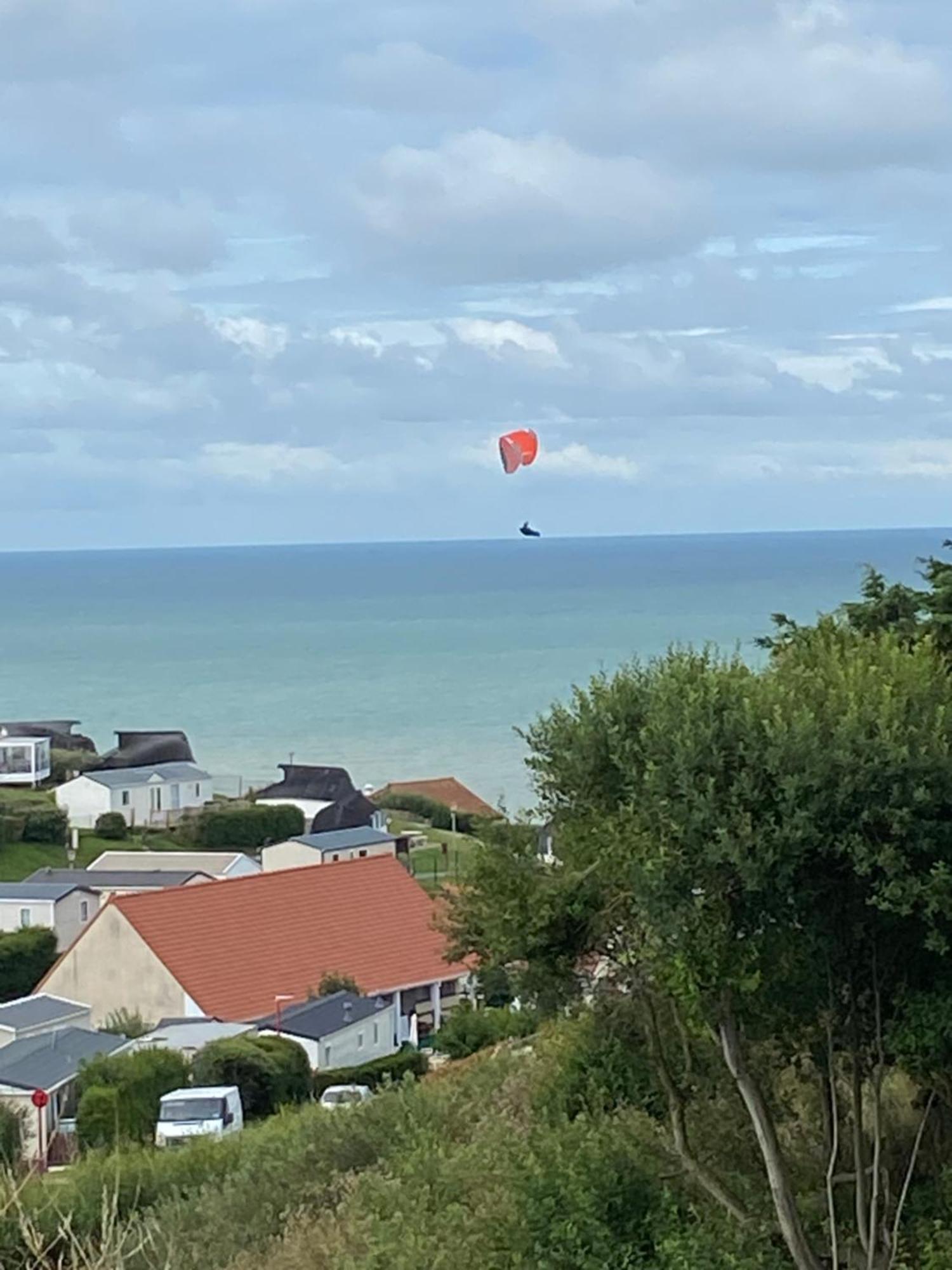 Camping De La Falaise A Equihen Plage Esterno foto